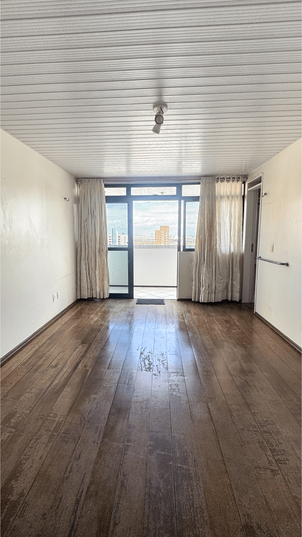 320aaa9f-9aa1-4fc6-98f8-f384ea9edc07