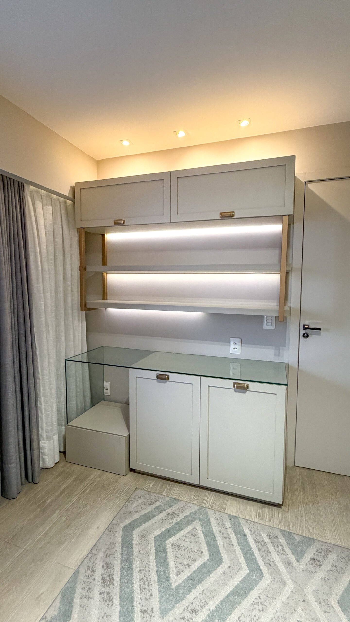 SALA 1027-06