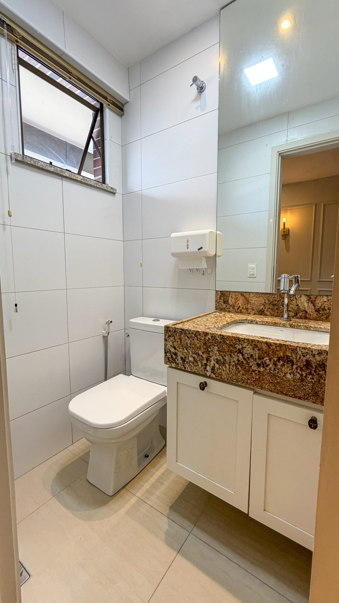 SALA 1027-09